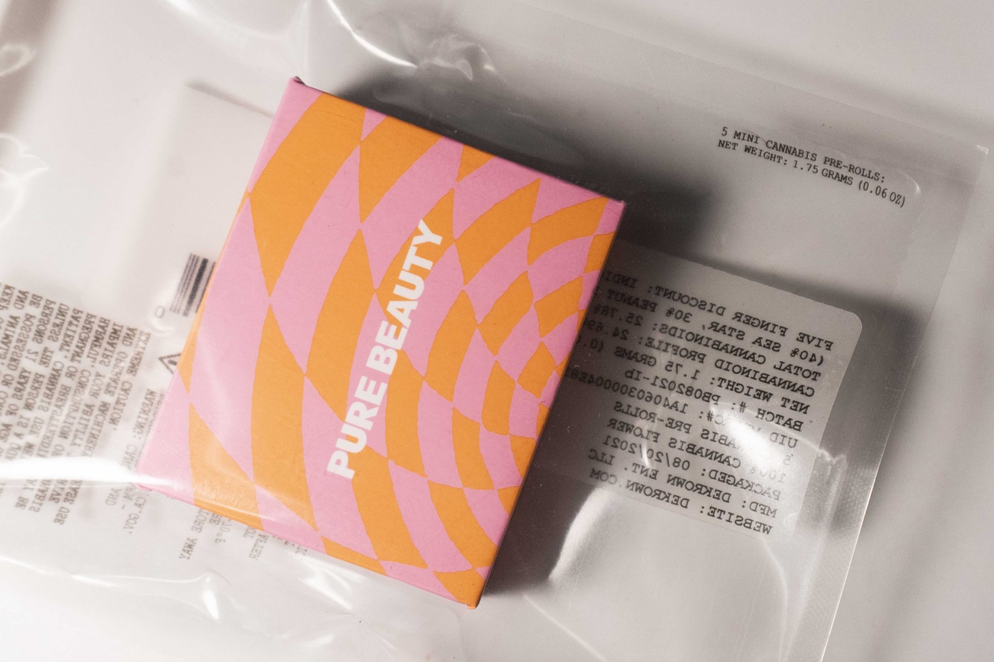 HASSAN-PURE-BEAUTY-STONED-FOX-2048x1365